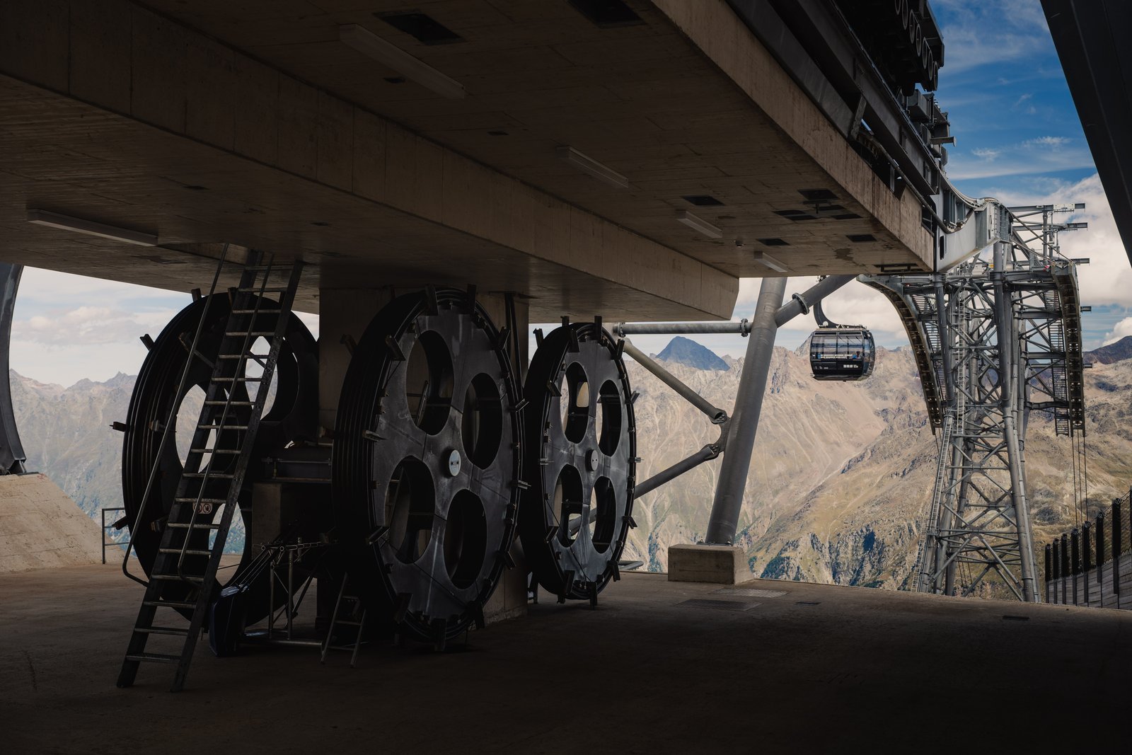Tour d’Europa — still 27
