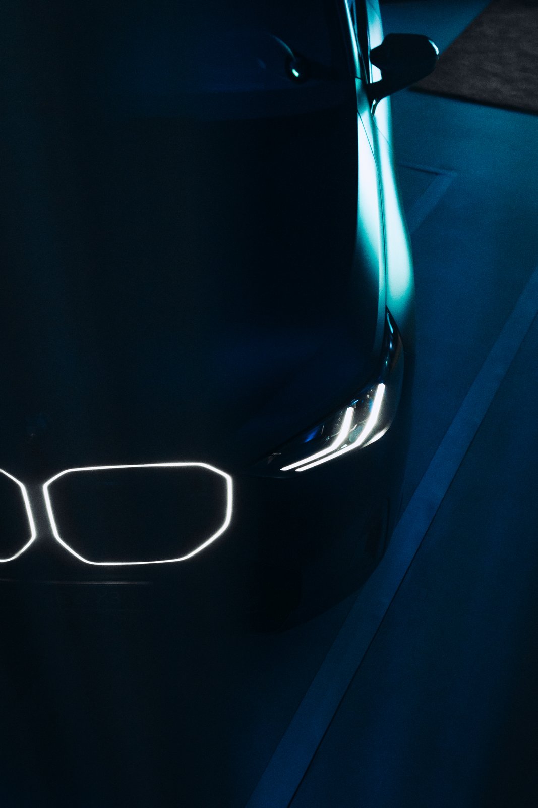 BMW · Rome — still 05