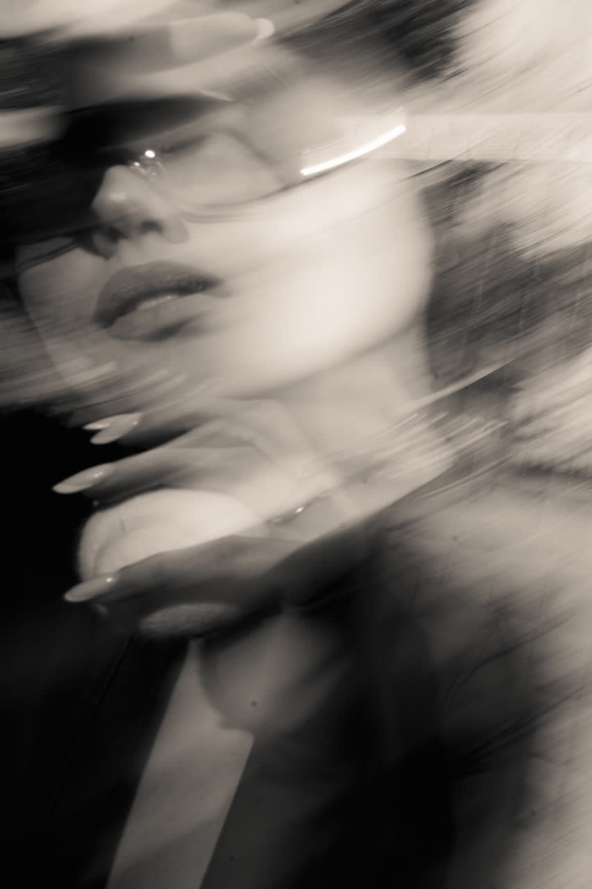 Eleva — still 04
