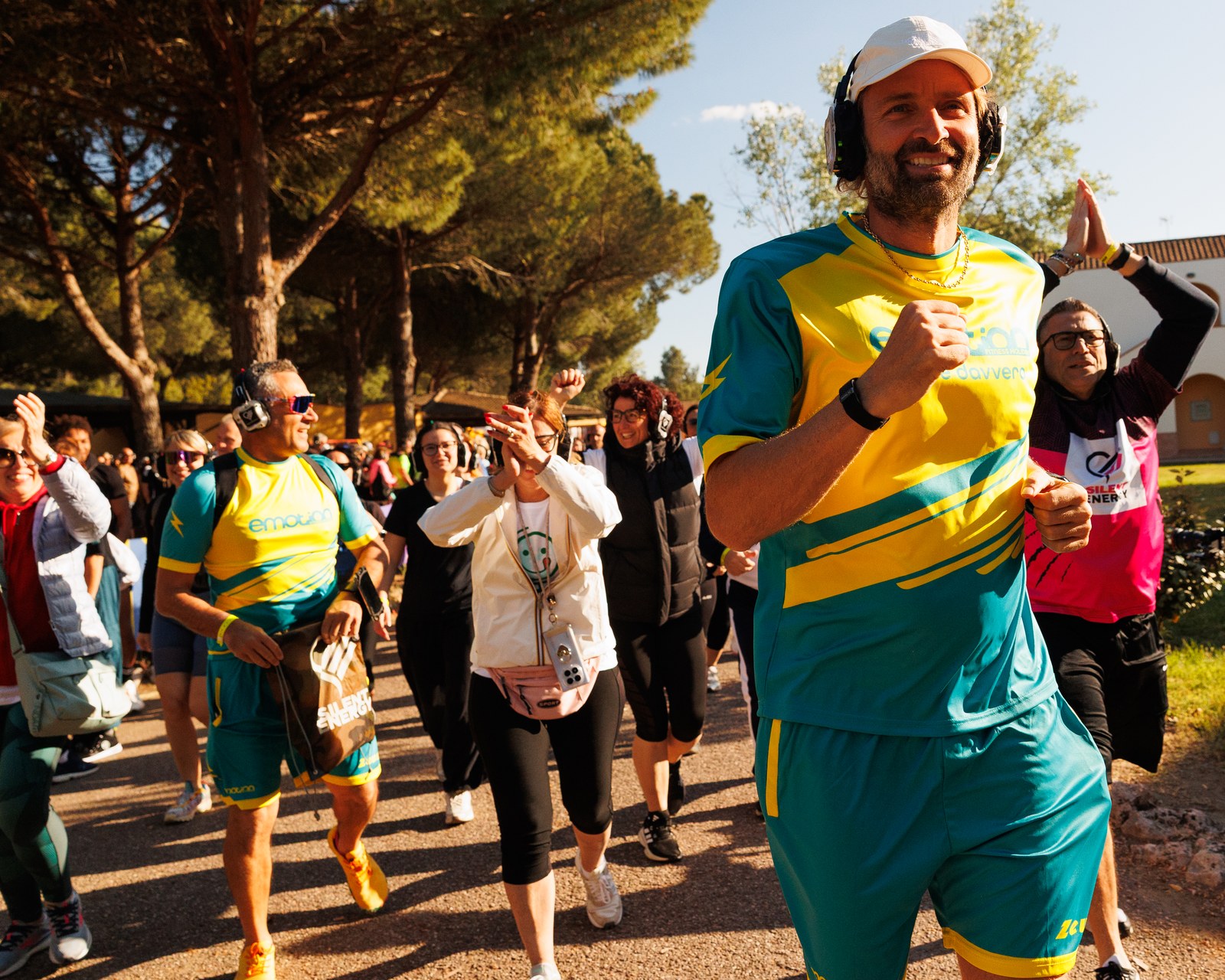 Emotion Fitness — The group moving between sessions