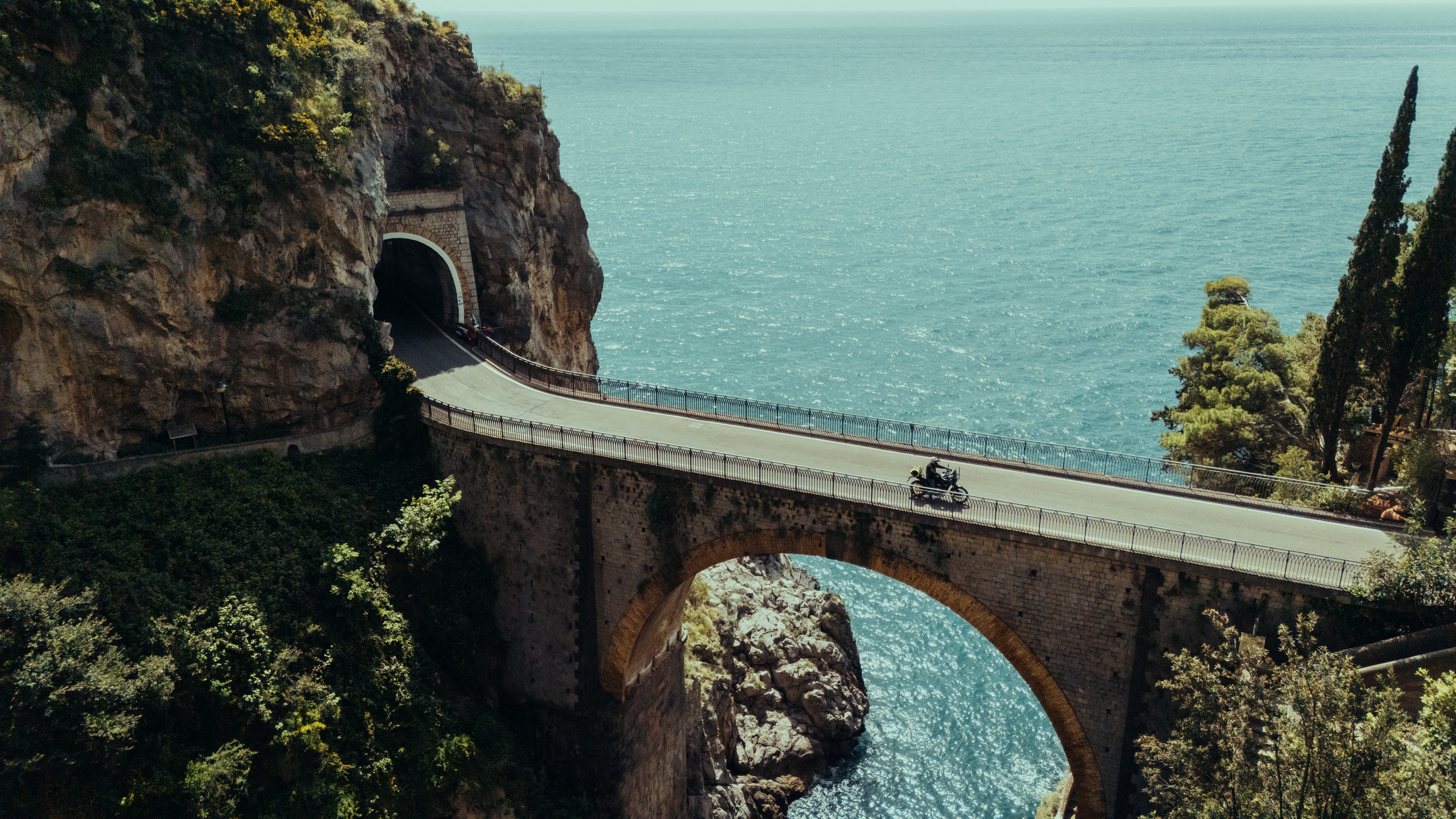Moto.it · on the road