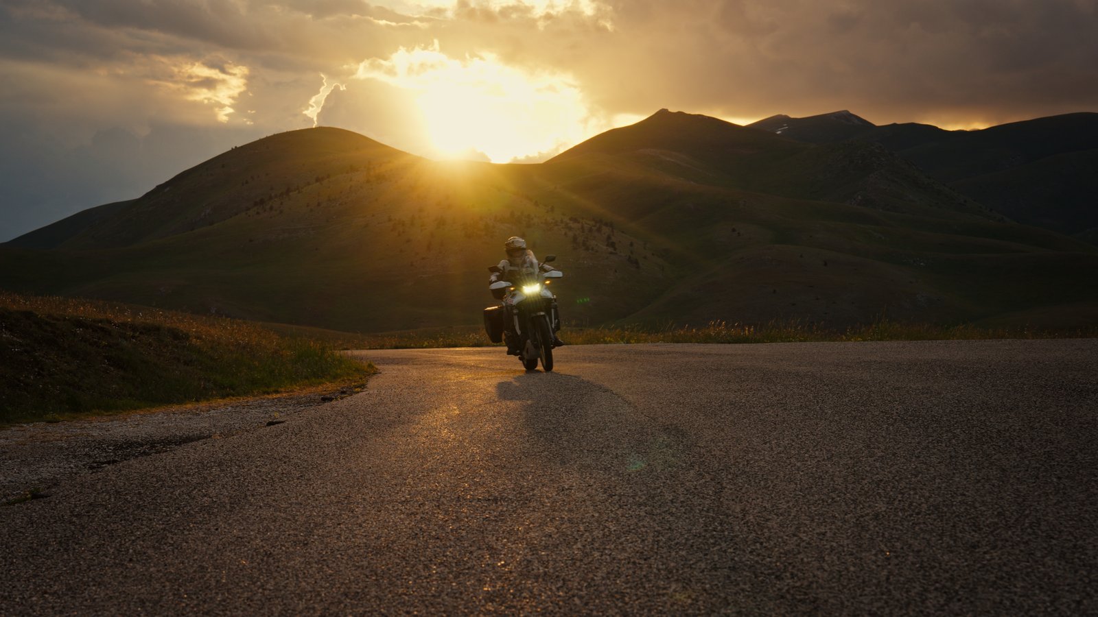 Moto.it · sunset