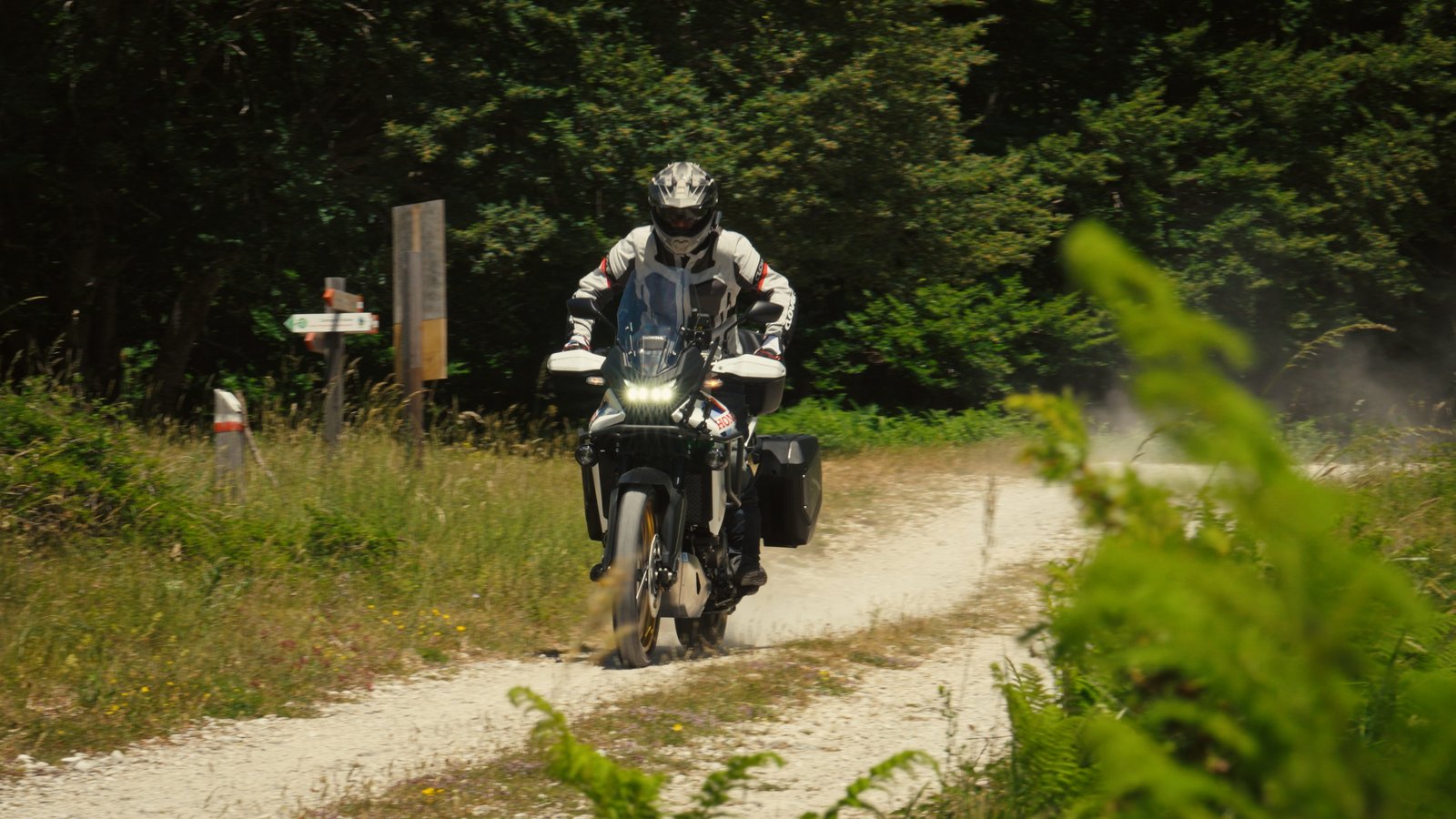 Moto.it · dirt road