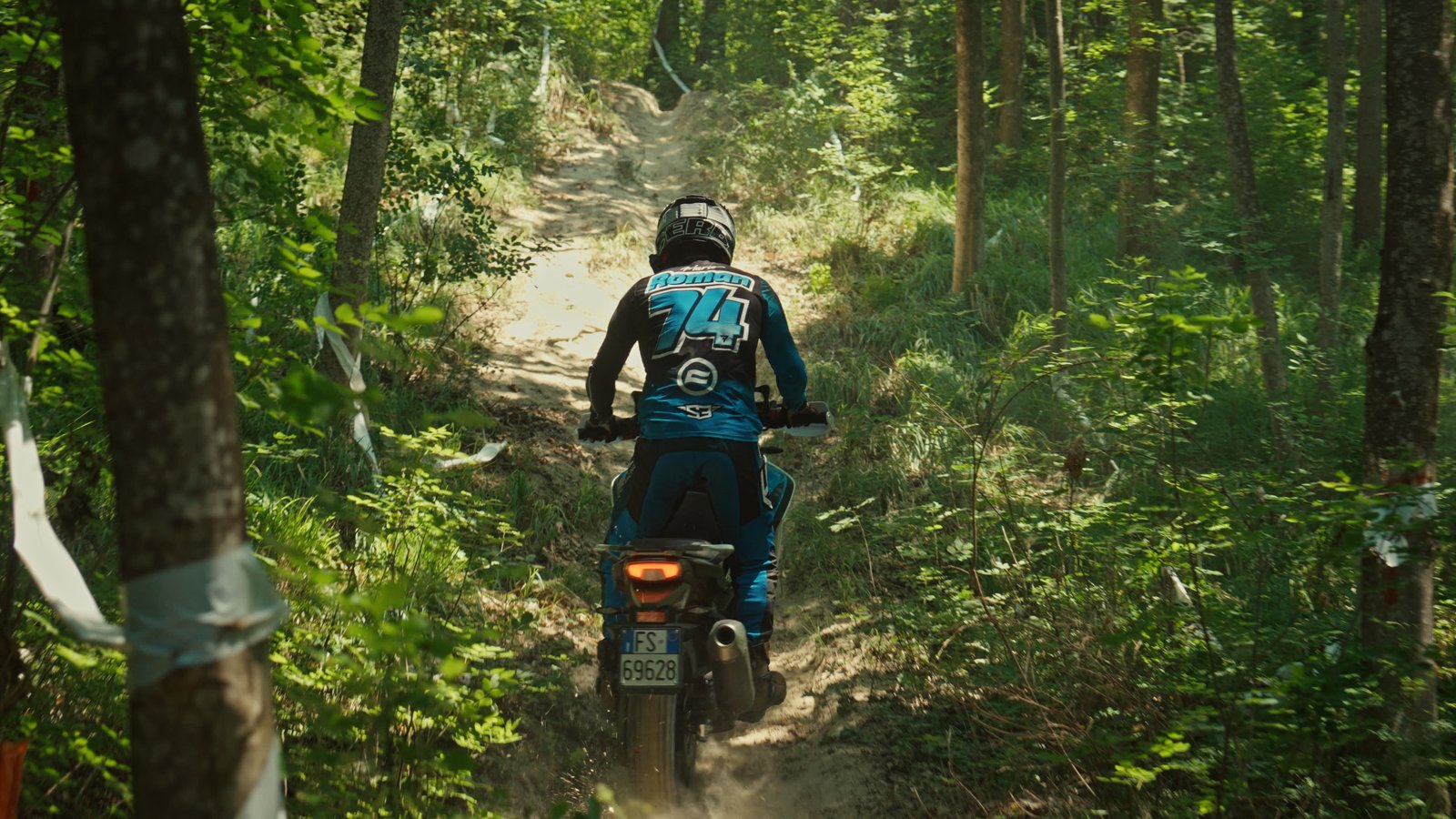 Moto.it · forest trail