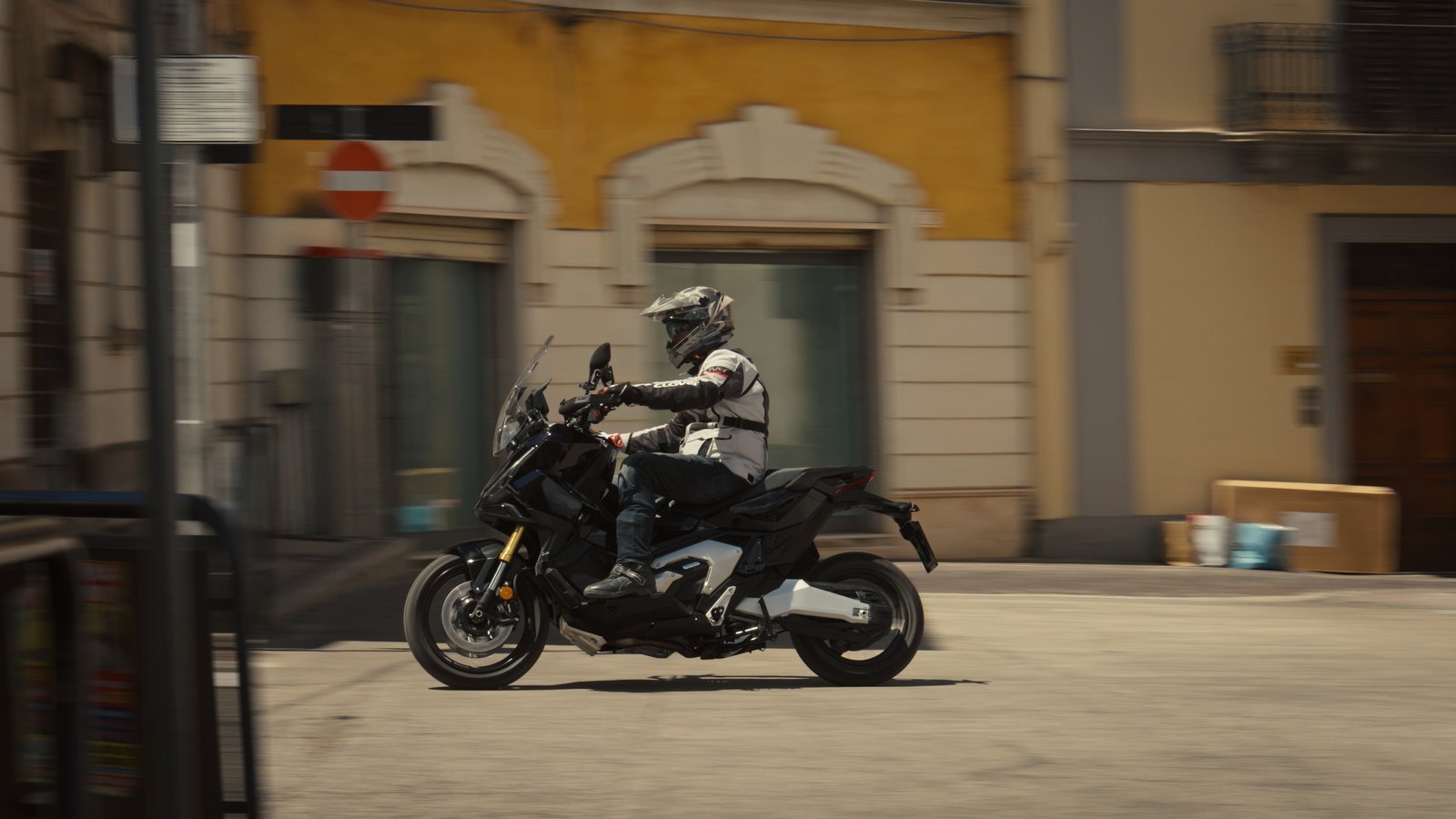Moto.it · town street