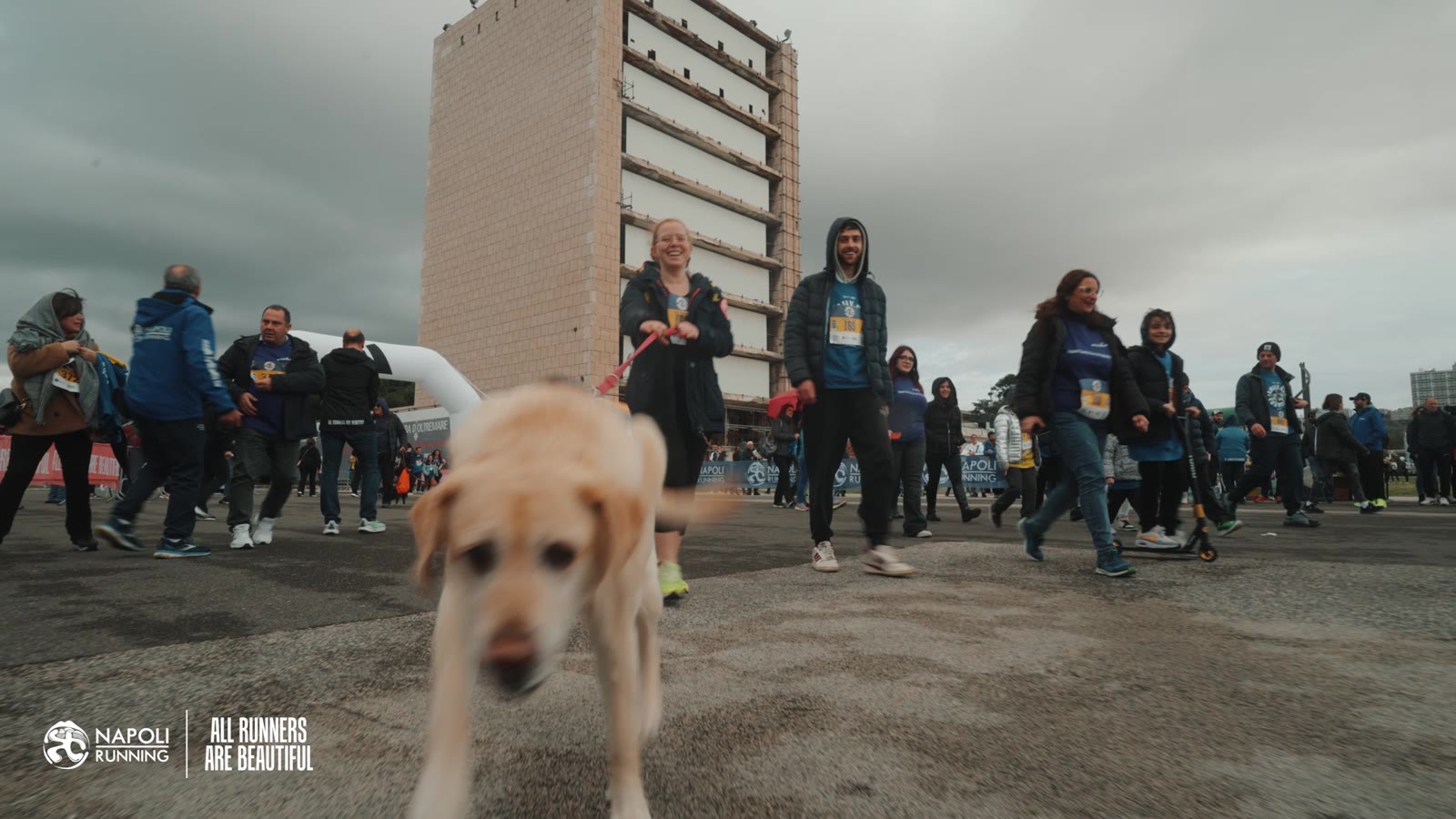 Napoli Running — still 04