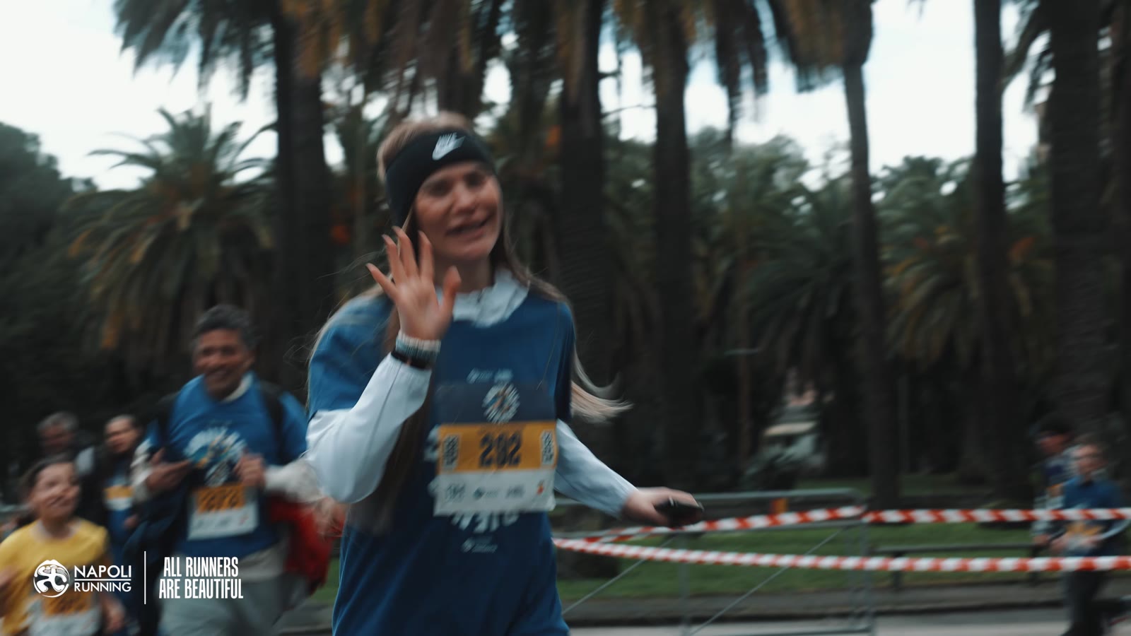 Napoli Running — still 05
