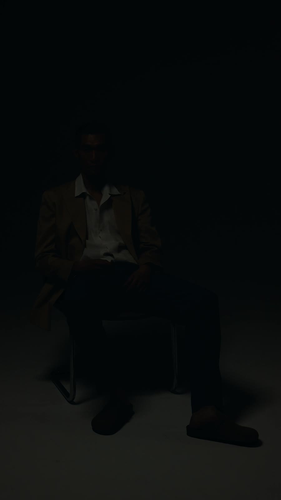 Primo Emporio — still 15