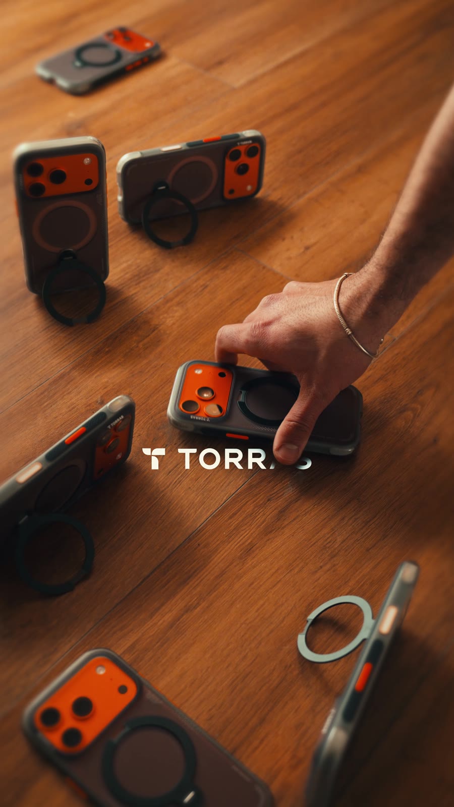 Torras Global — still 01